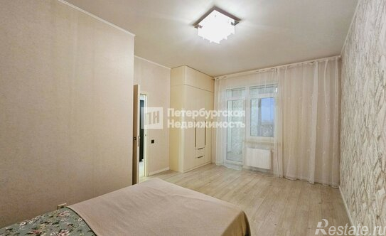 Продажа 1-комн квартиры на вторичном рынке Шушары п, Переведенская (Пулковское) ул,  д. 4,  к. 2 стр 1