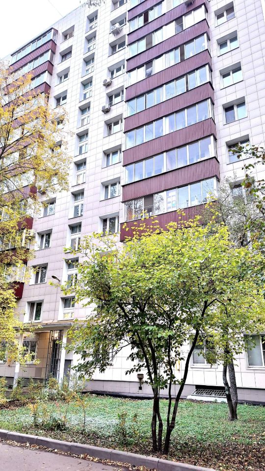 Продажа 2-комн квартиры на вторичном рынке улица Гончарова, 3