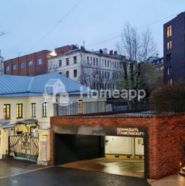 Продажа 3-комн квартиры на вторичном рынке Дровяной Б. пер,  д. 18