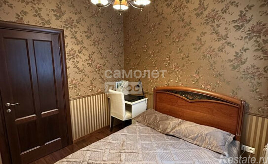 Продажа 3-комн квартиры на вторичном рынке Долгопрудный, ул Октябрьская,  д. 1/10