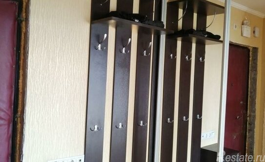 Продажа 1-комн квартиры на вторичном рынке улица Маршала Полубоярова,  д. 8