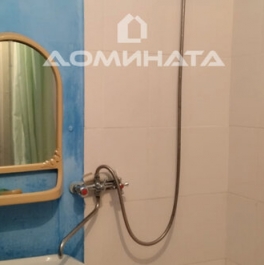 Продажа 4-комн квартиры на вторичном рынке Будапештская ул,  д. 10,  к. 2