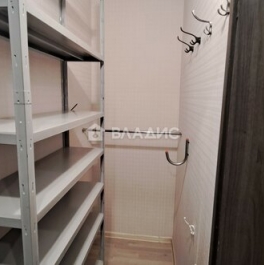 Продажа 2-комн квартиры на вторичном рынке Бугры, ул Школьная,  д. 11,  к. 2