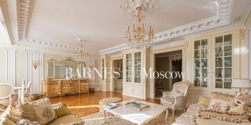 3-комн квартира Хлыновский тупик,  д. 4