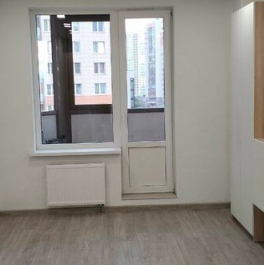 Продажа 3-комн квартиры на вторичном рынке проспект Королёва,  д. 65