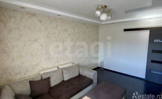 Продажа 2-комн квартиры на вторичном рынке улица Коммуны,  д. 30 к1