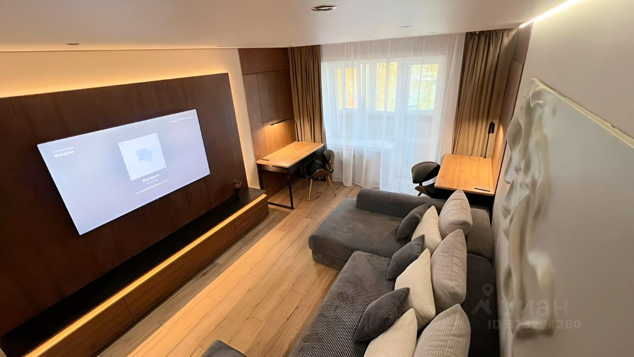 Продажа 3-комн квартиры на вторичном рынке Звенигород, Почтовая улица, 16/7