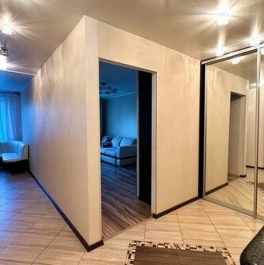 Продажа 3-комн квартиры на вторичном рынке Кузнецова пр-кт,  д. 26 к1