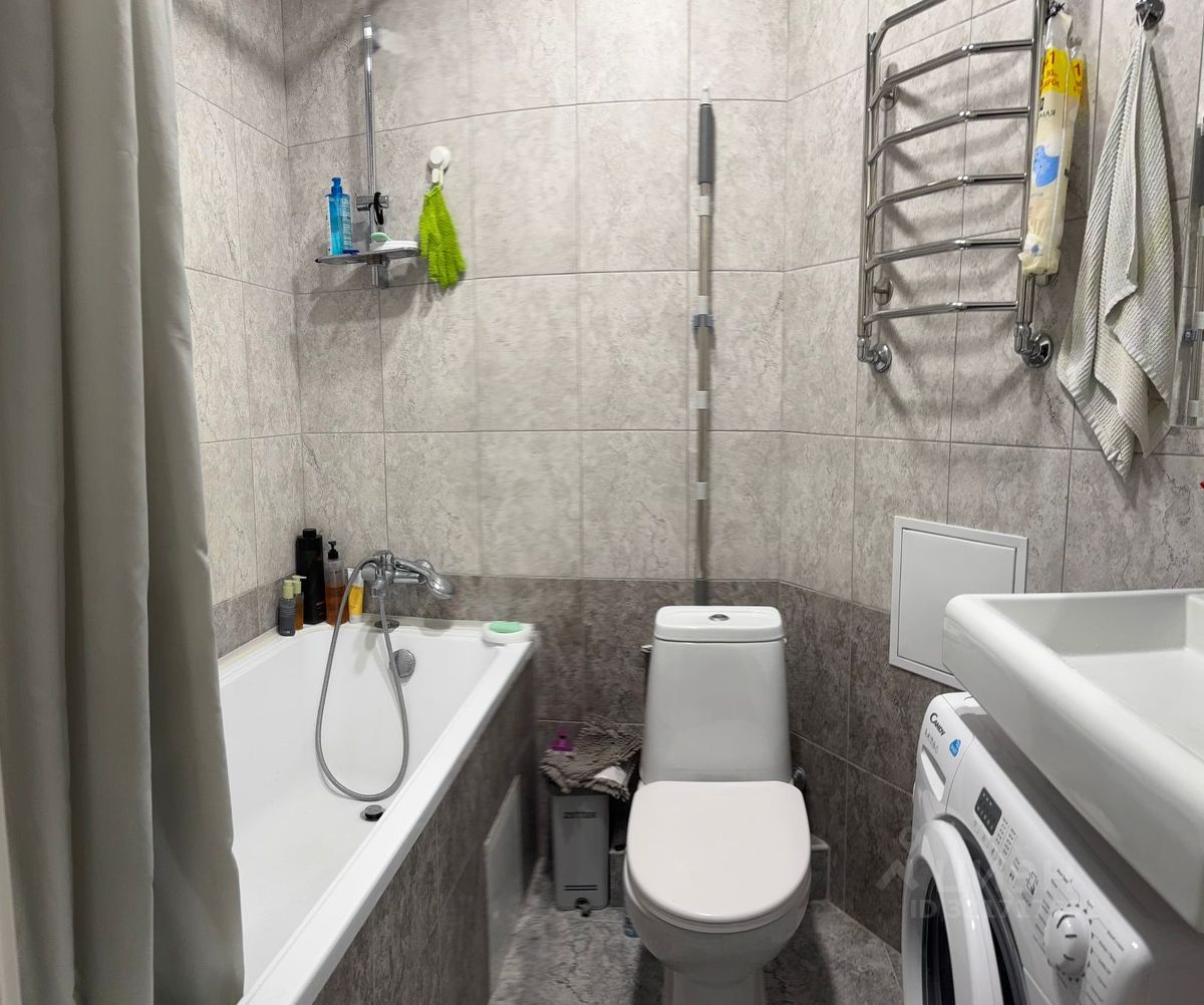 Продажа 3-комн квартиры на вторичном рынке Апрелевка, улица Пролетарская, 20Б