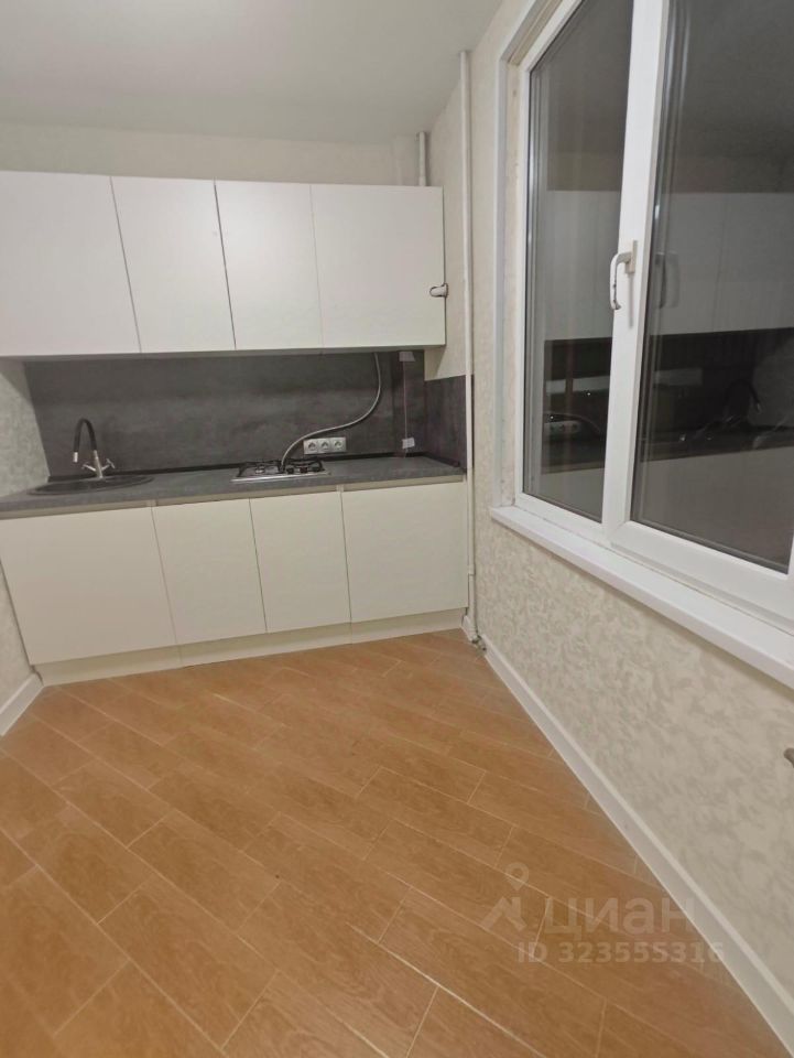 Продажа 2-комн квартиры на вторичном рынке Райцентр мкр, улица Комсомольская,  д. 17