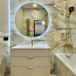 Продажа 2-комн квартиры на вторичном рынке улица Лётчика Осканова