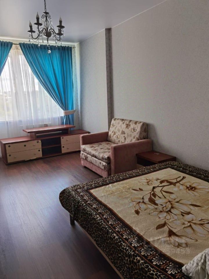 Продажа 3-комн квартиры на вторичном рынке Яхрома, Парковая улица, 8
