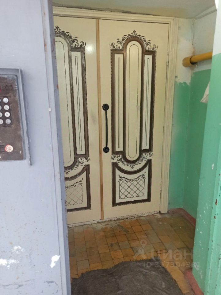 Продажа 2-комн квартиры на вторичном рынке Серпухов, Театральная улица,  д. 26а