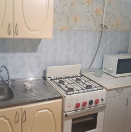 Продажа 2-комн квартиры на вторичном рынке Кириши, ул Романтиков,  д. 7