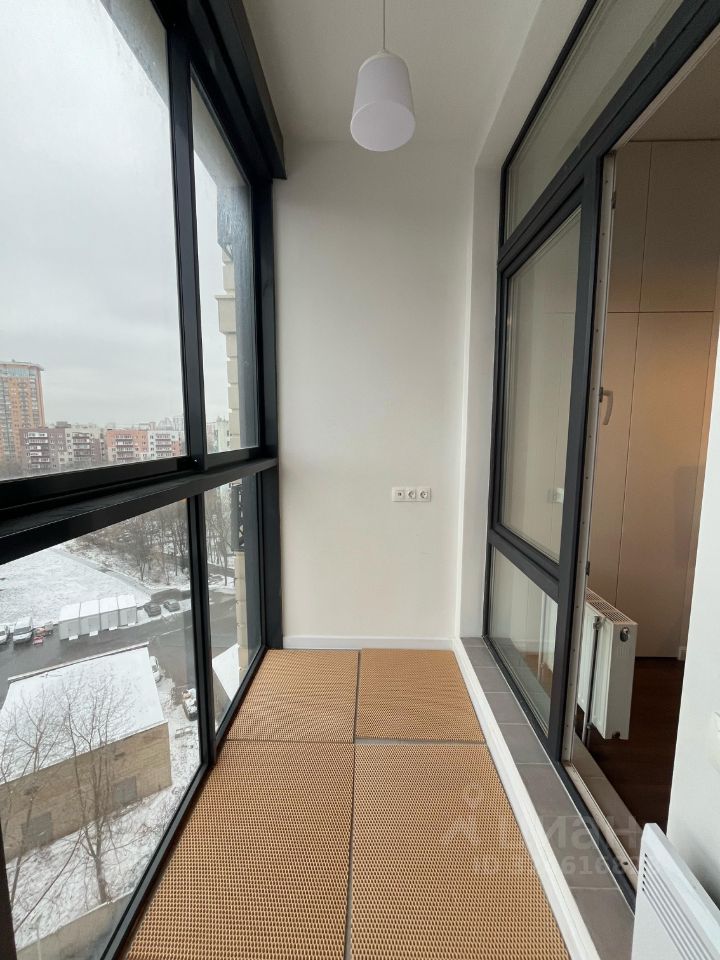 Продажа 1-комн квартиры на вторичном рынке улица Красных Зорь, 33А