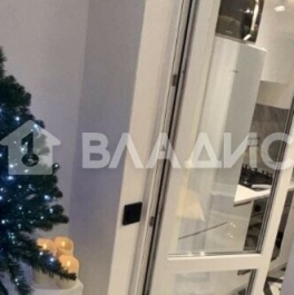 Продажа 2-комн квартиры на вторичном рынке улица Сайкина,  д. 4