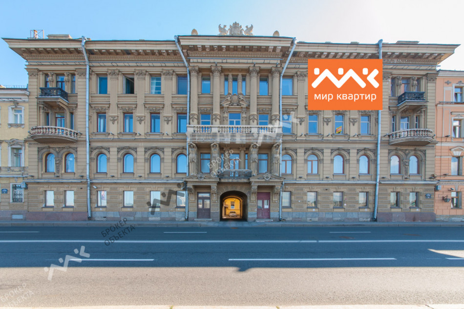 Продажа 5-комн квартиры на вторичном рынке Кутузова наб,  д. 18