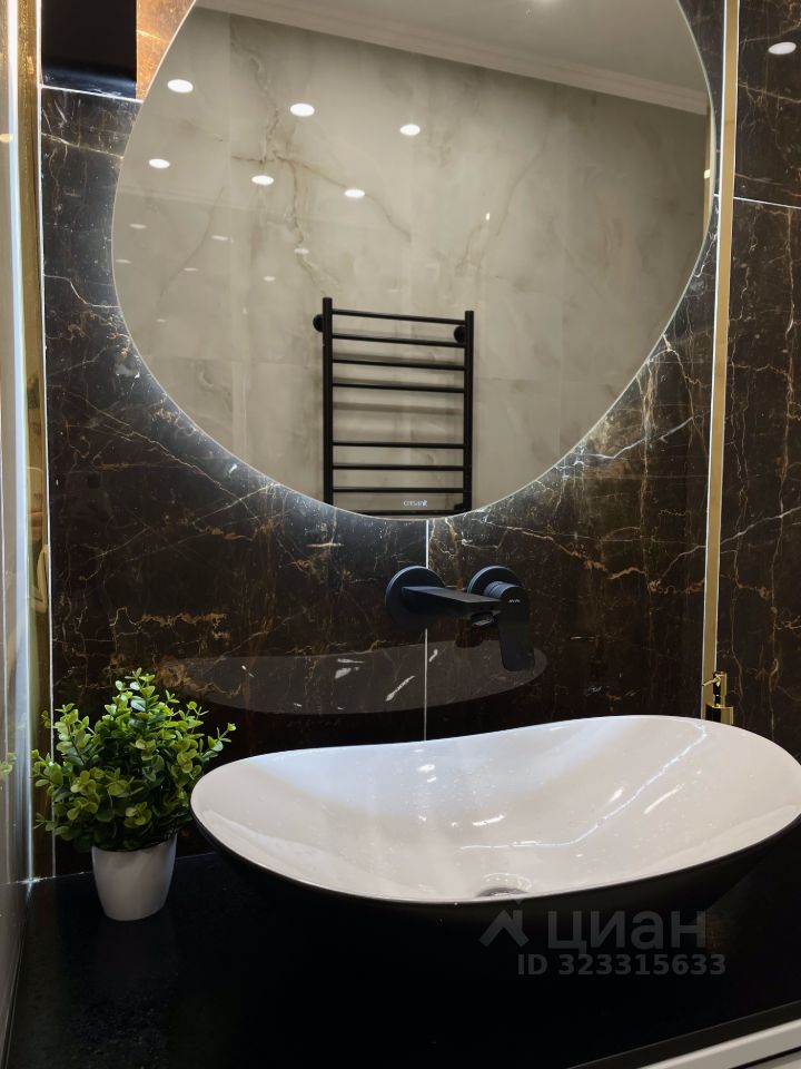 Продажа 4-комн квартиры на вторичном рынке проспект Мира, 188Бк1