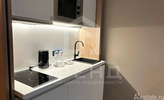 Продажа 1-комн квартиры на вторичном рынке улица Салова,  д. 61