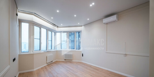 2-комн квартира ул Покрышкина,  д. 1,  к. 1