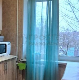 Продажа 2-комн квартиры на вторичном рынке ул Рогова,  д. 13