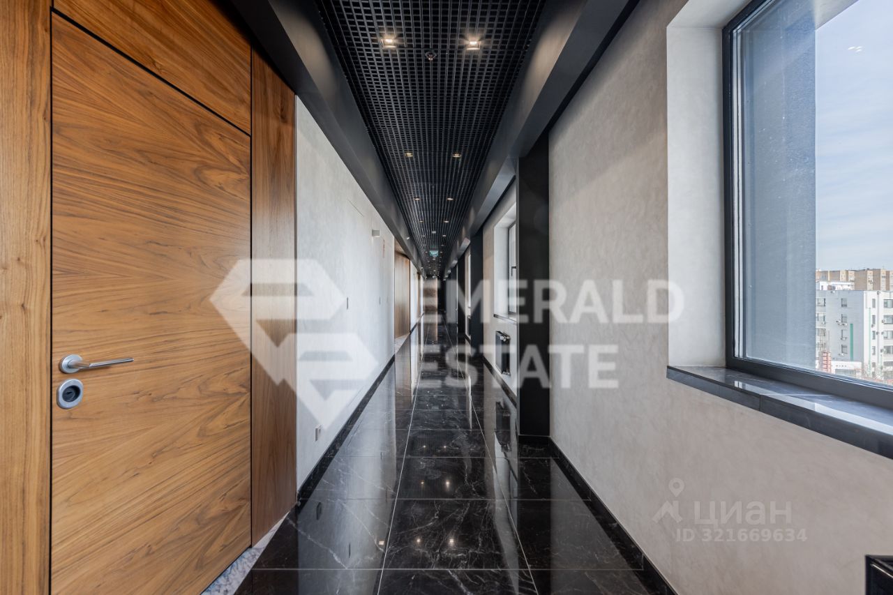 Продажа 4-комн квартиры на вторичном рынке улица 3-я Ямского Поля, 9