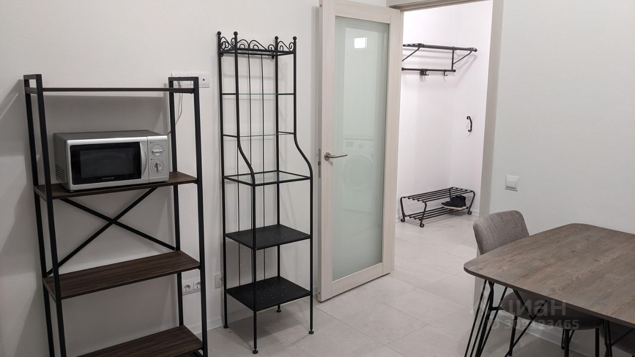 Аренда 1-комн квартиры на вторичном рынке Сиреневый бульвар, 4/1