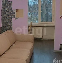 Продажа 3-комн квартиры на вторичном рынке улица Лётчика Пилютова,  д. 19