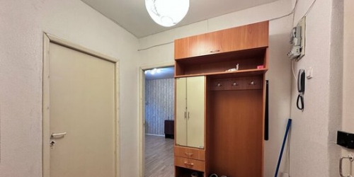 2-комн квартира Новаторов б-р,  д. 28