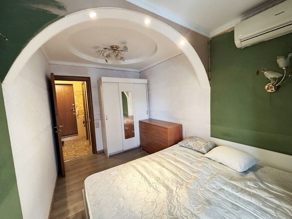 Продажа 1-комн квартиры на вторичном рынке Енисейская улица, 28К2