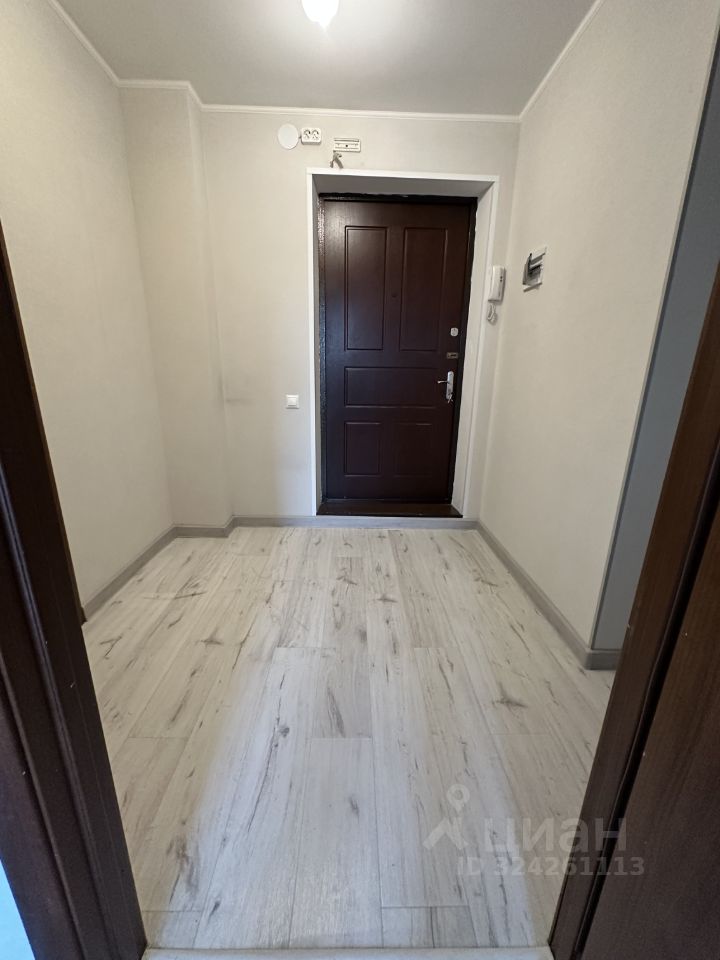 Продажа 2-комн квартиры на вторичном рынке Угличская улица, 4