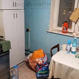 Продажа 3-комн квартиры на вторичном рынке Ленинский пр-кт,  д. 129 к1