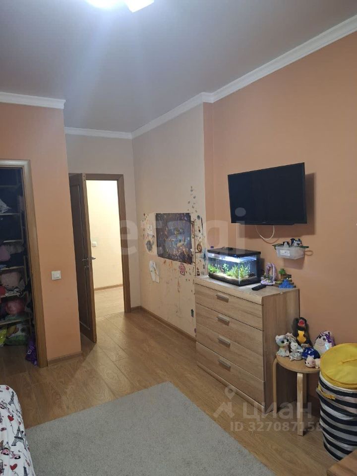 Продажа 3-комн квартиры на вторичном рынке Хлебниково мкр, Новое шоссе,  д. 10