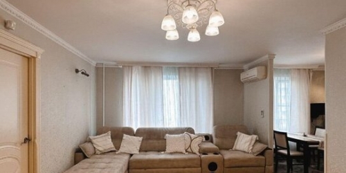 3-комн квартира улица Цюрупы,  д. 9