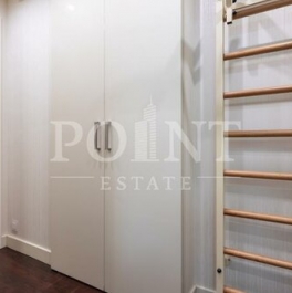 Продажа 4-комн квартиры на вторичном рынке Казарменный пер,  д. 3