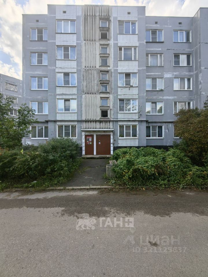 Продажа 2-комн квартиры на вторичном рынке д. Горбунки, 26