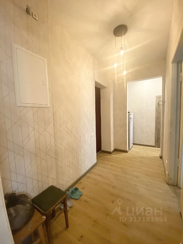 Аренда 2-комн квартиры на вторичном рынке Молодогвардейская улица, 27К1