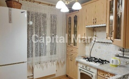 Аренда 1-комн квартиры на вторичном рынке 50 лет Октября ул,  д. 25