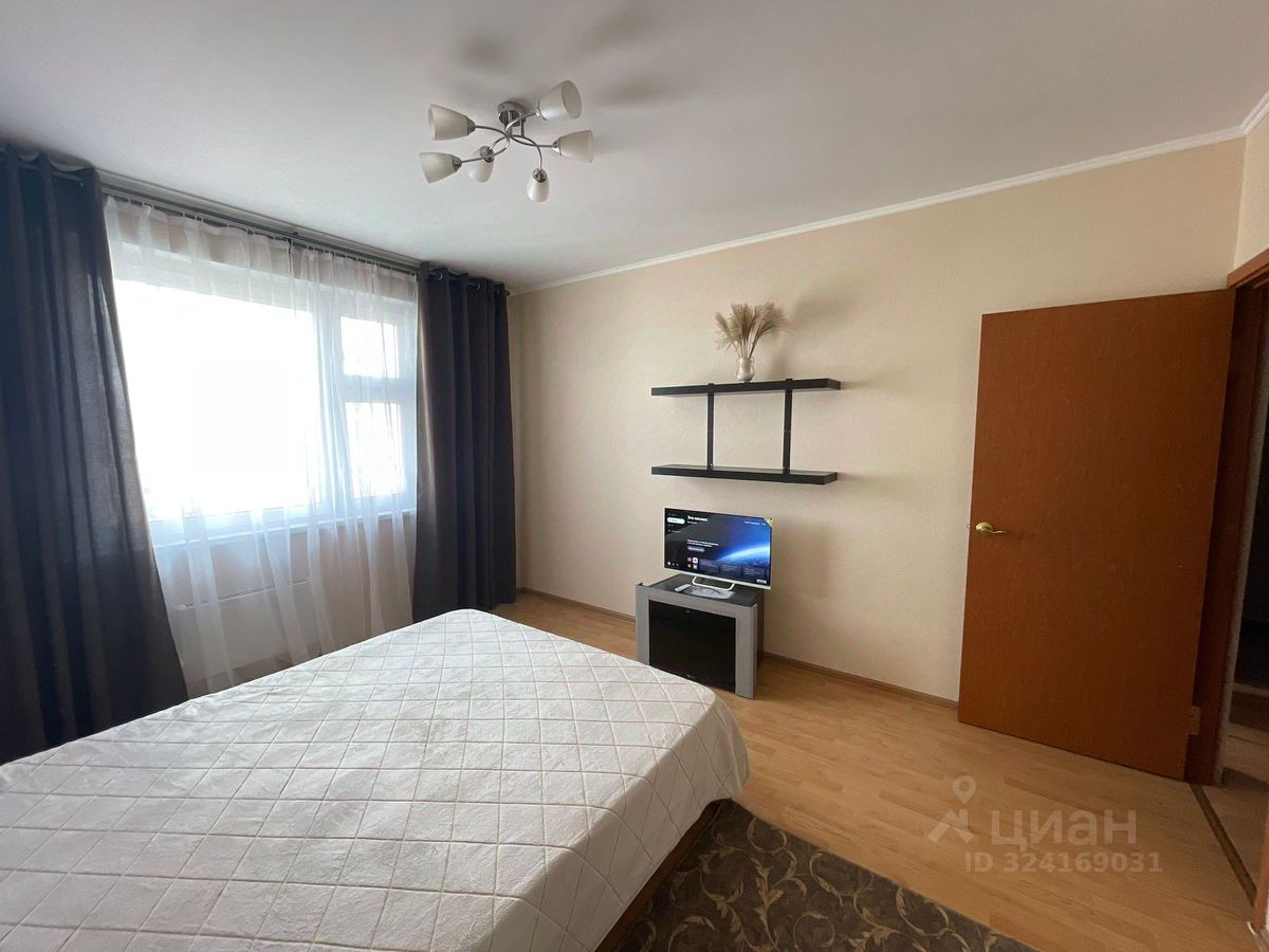 Аренда 1-комн квартиры на вторичном рынке улица 2-я Нововатутинская,  д. 3