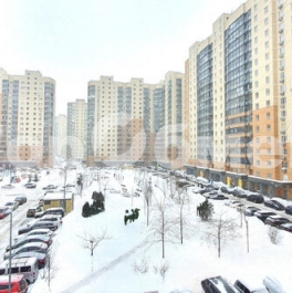 Продажа 2-комн квартиры на вторичном рынке Зенино, улица Камова,  д. 9 к3