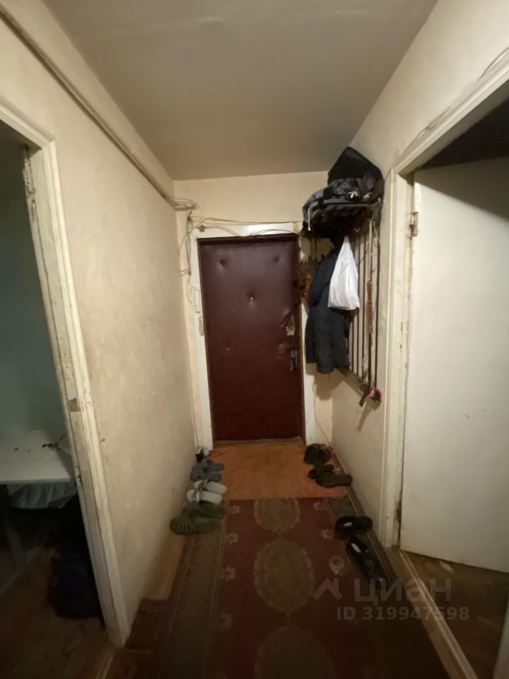 Продажа 3-комн квартиры на вторичном рынке Лобня, улица Победы, 14