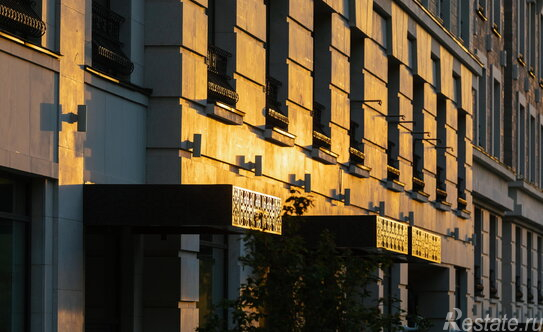 Продажа 7-комн квартиры на вторичном рынке ул Погодинская,  д. 2/3,  к. 3