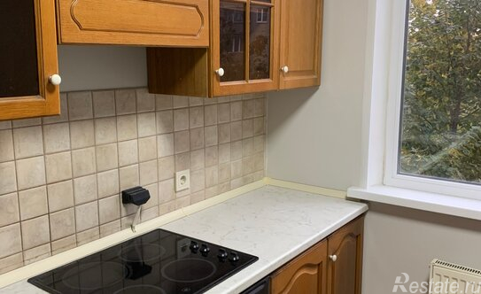 Продажа 2-комн квартиры на вторичном рынке улица Николая Химушина,  д. 23