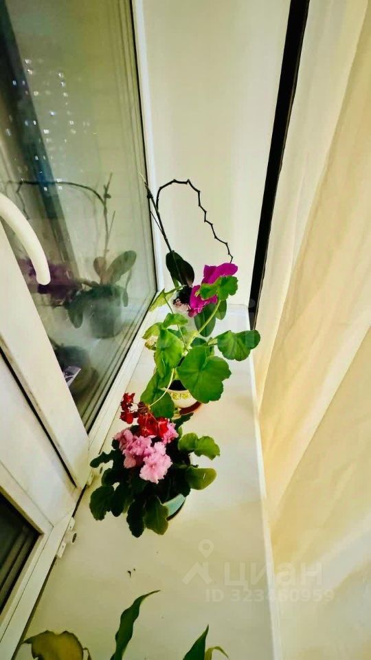 Продажа 3-комн квартиры на вторичном рынке улица Брянцева, 13к1