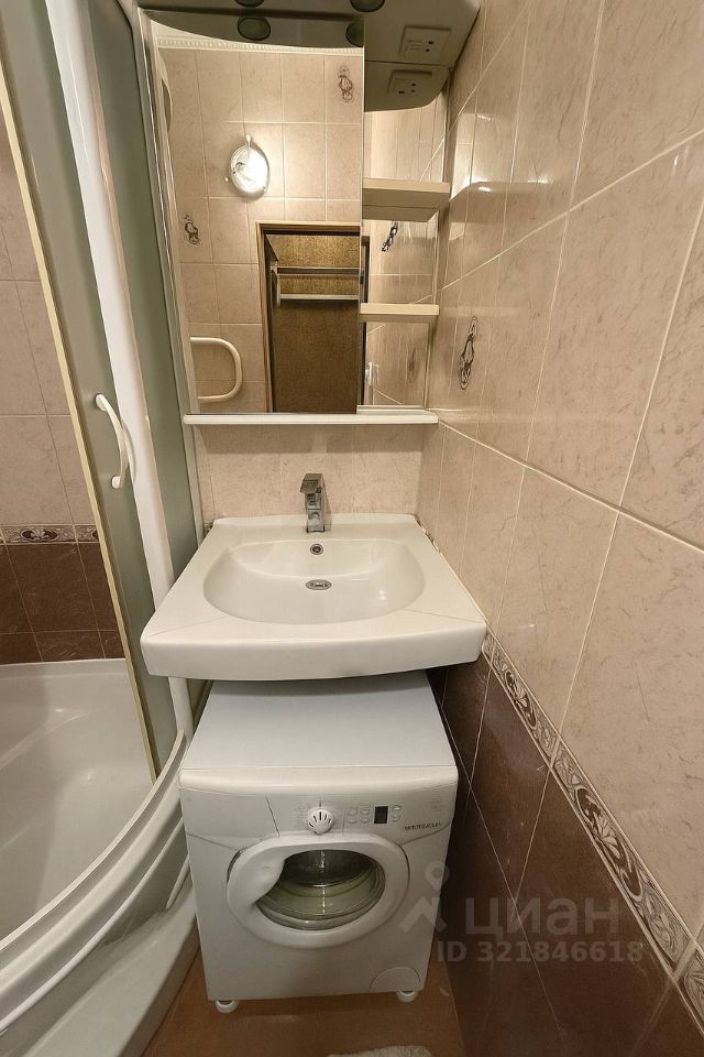 Продажа 1-комн квартиры на вторичном рынке улица Заморенова, 5С1