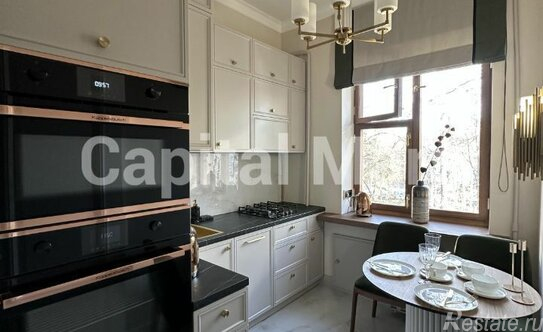 Аренда 2-комн квартиры на вторичном рынке Петра Алексеева 2-й пер,  д. 1