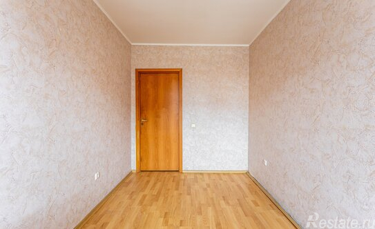 Продажа 3-комн квартиры на вторичном рынке Трамвайный пр-кт,  д. 1