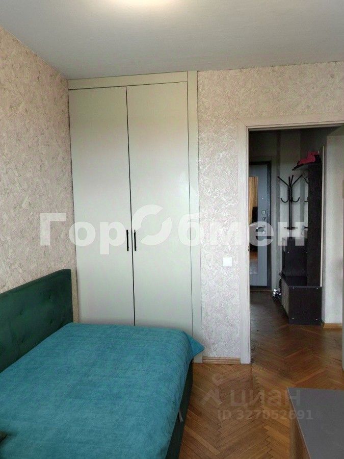 Продажа 2-комн квартиры на вторичном рынке Радиаторская 3-я ул,  д. 13