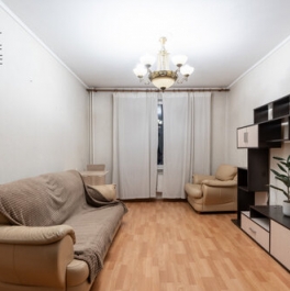 Продажа 2-комн квартиры на вторичном рынке ул Архитектора Власова,  д. 17