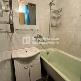 Продажа 3-комн квартиры на вторичном рынке проспект Солидарности,  д. 8 к1